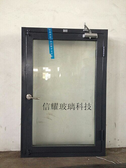 供應防火窗，帶身份證信息